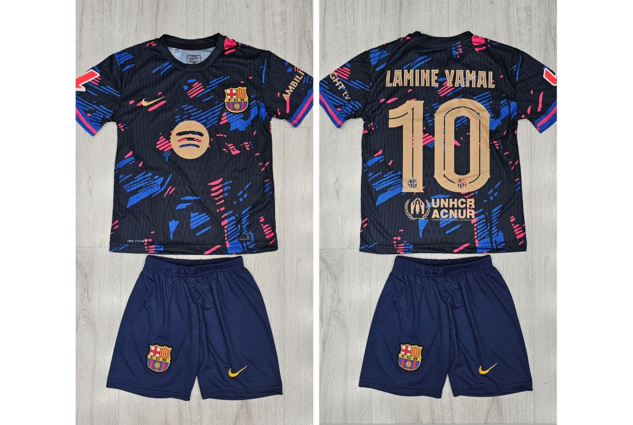 8396 Детски футболен комплект Barcelona LAMINE YAMAL 10